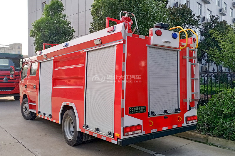 东风凯普特5吨水罐消防车(图4)