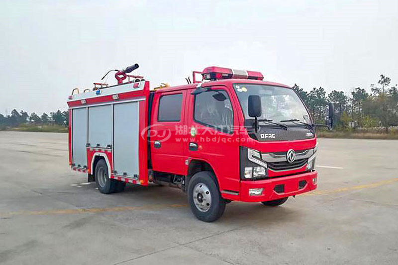 东风2.5吨泡沫消防车(图1)