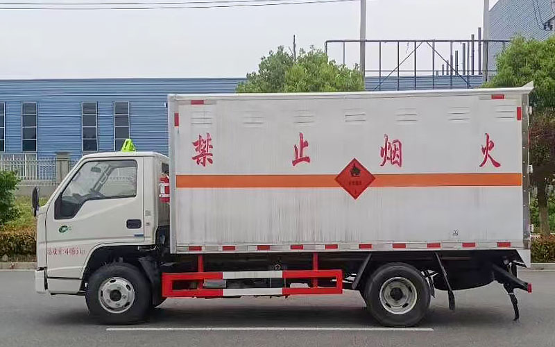 江铃蓝牌厢式气瓶运输车(4.15米)(图4)